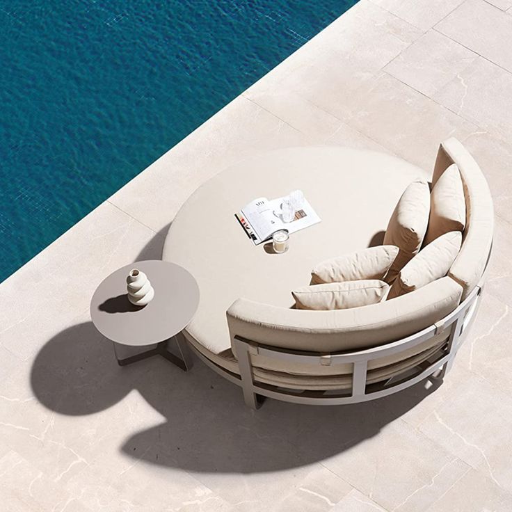 Teak Sofa: Relax in Luxurious Comfort